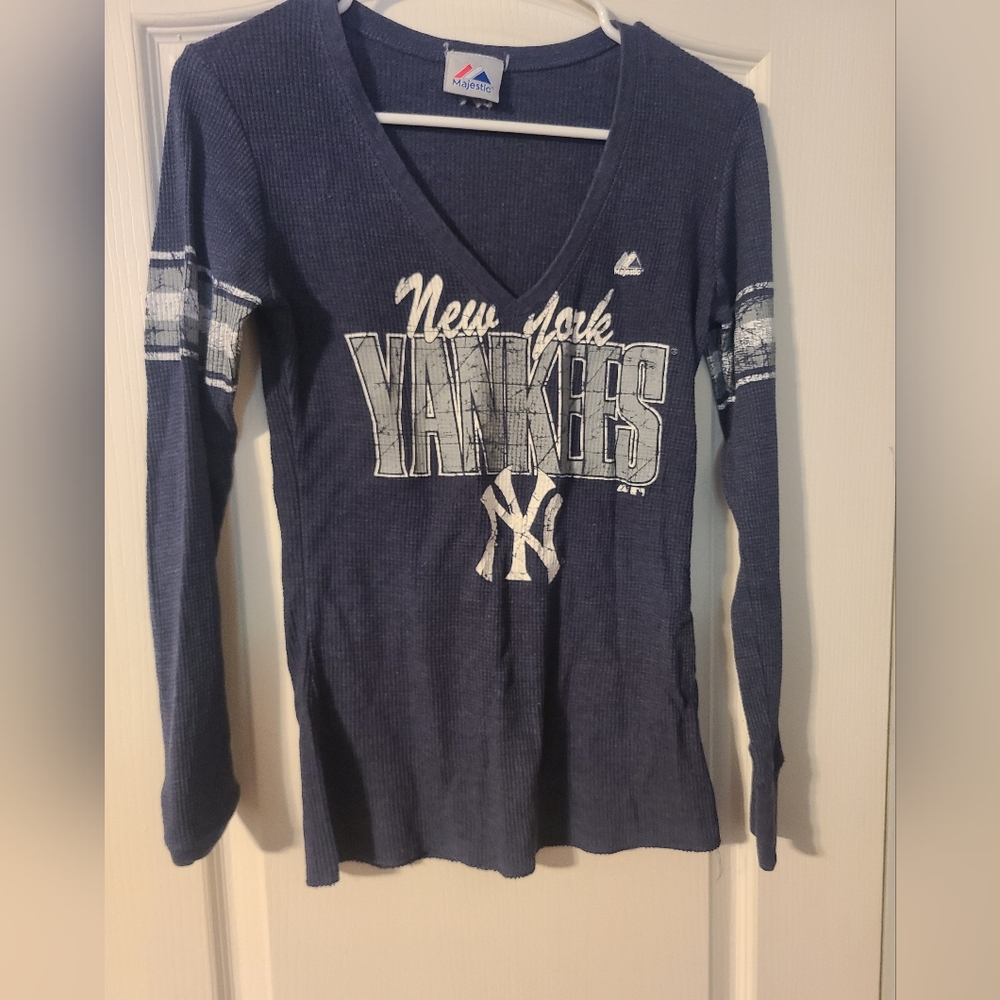 NY Yankees Women's long sleeve tee